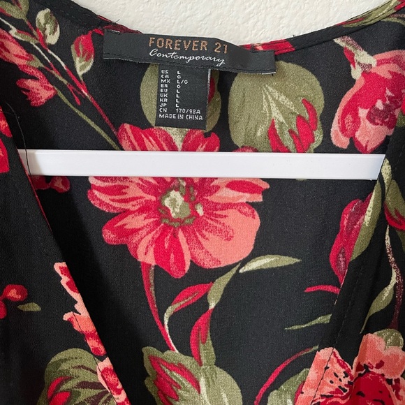 Forever 21 Contemporary Gorgeous Black & Red Floral Tie Wrap Dress Size Large - Picture 5 of 8